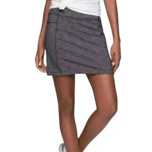 ATHLETA Excursion Skort In Heathered Grey Size Small